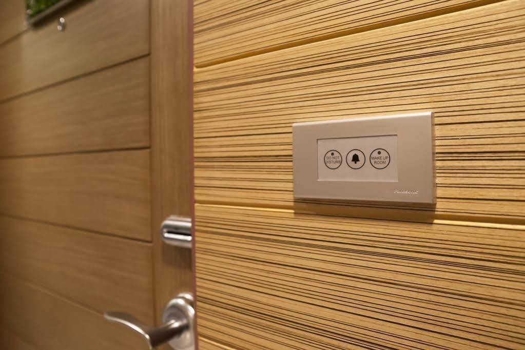 Eleven Avenue Hotel 3*