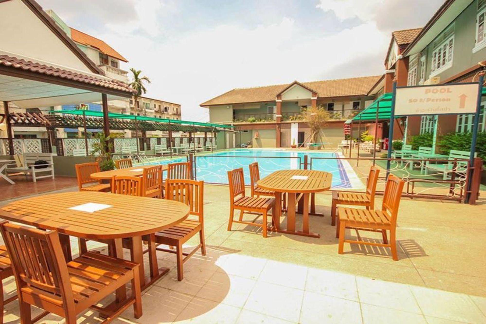 Hotel Waratee Bangkok