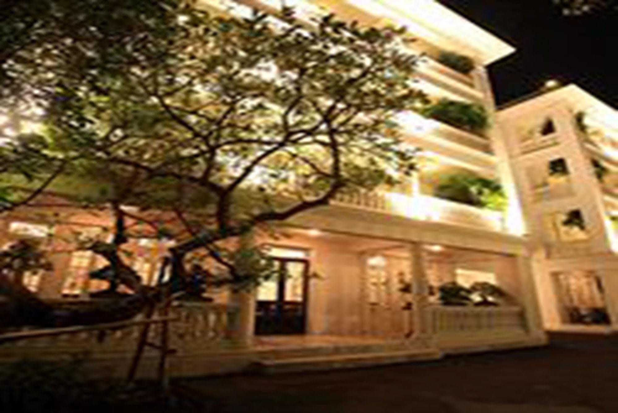 Indochinoise 4*