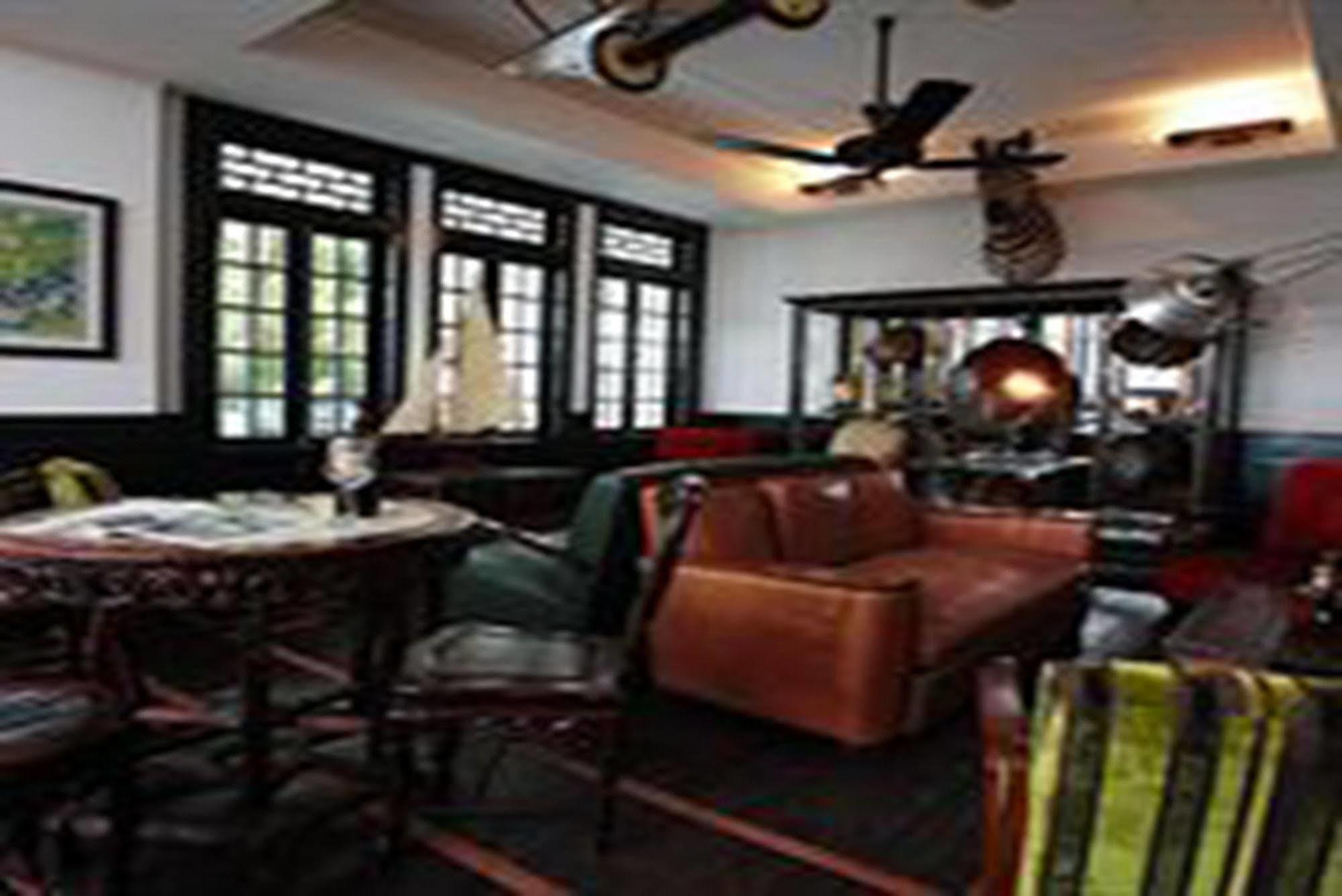 Indochinoise Hotel 4*