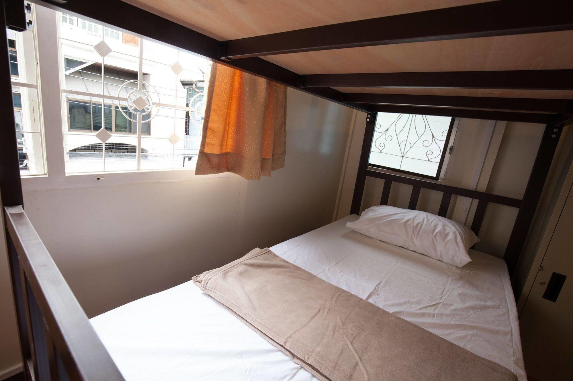 Hostel Samsen 360 *