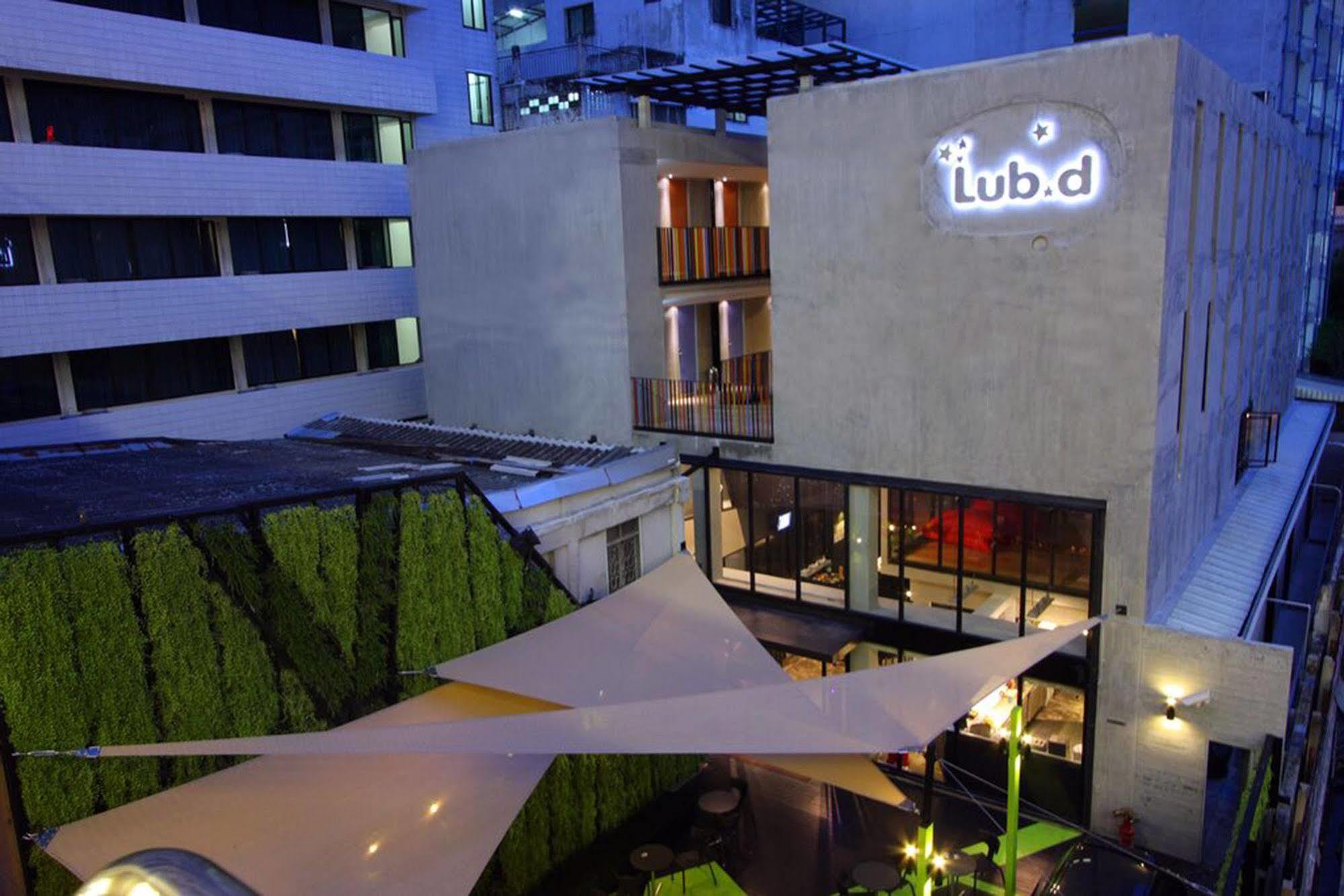 Lub D Siam - Opposite Mbk & Next To Skytrain - Perfect For Shopping Lovers! Hostel