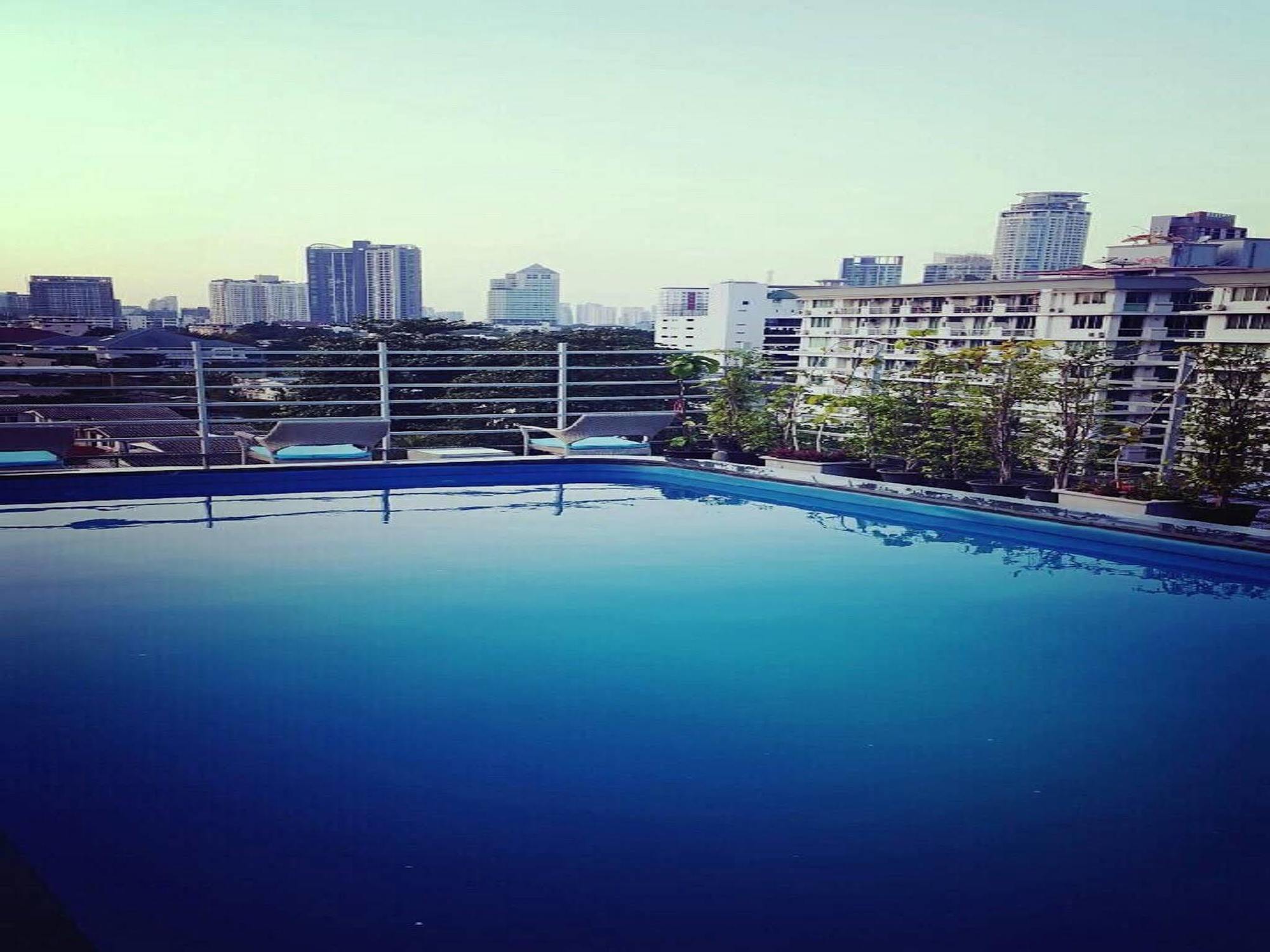 The At Fifty Albergue *