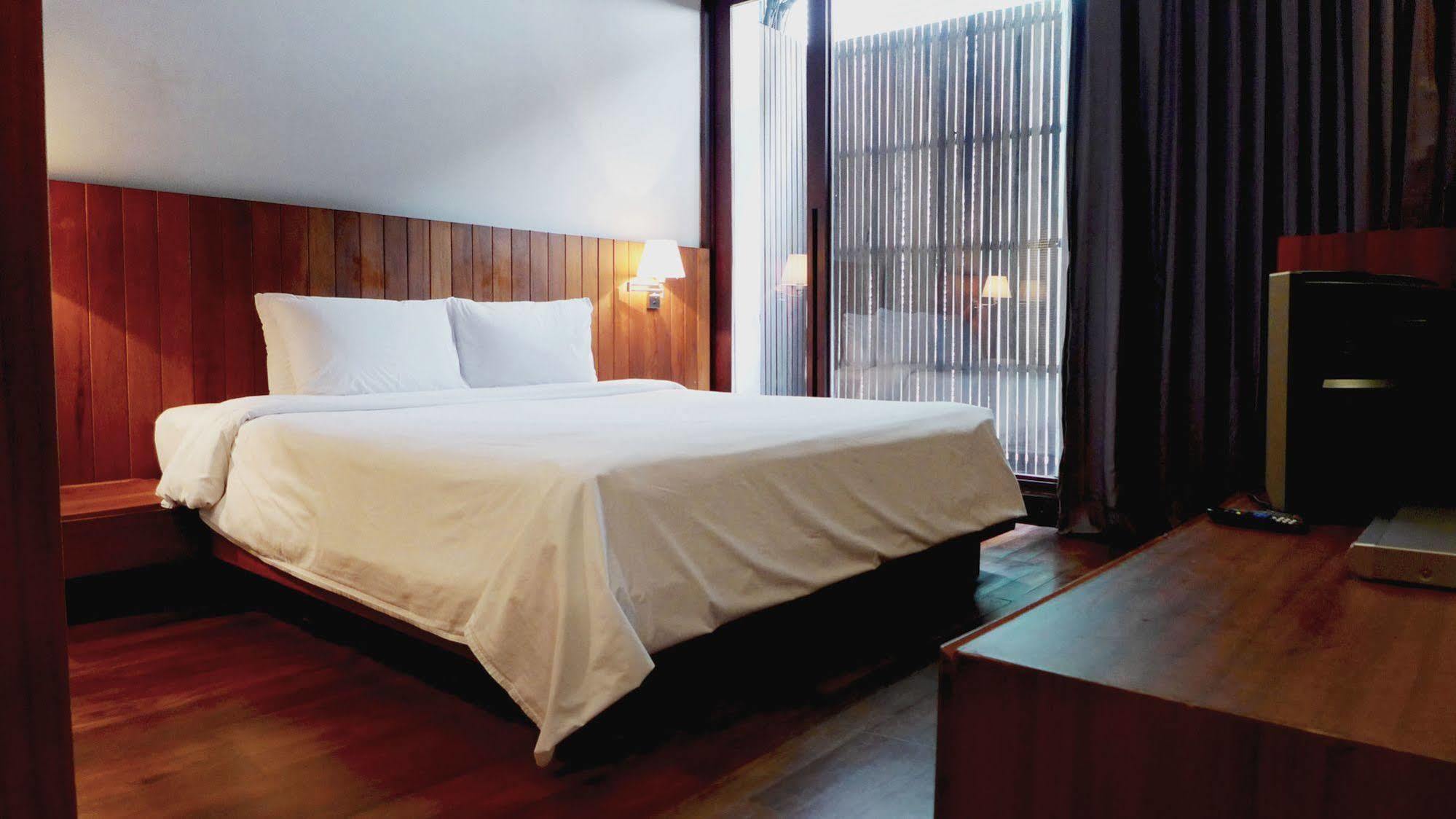 Luxx Hotel 3*