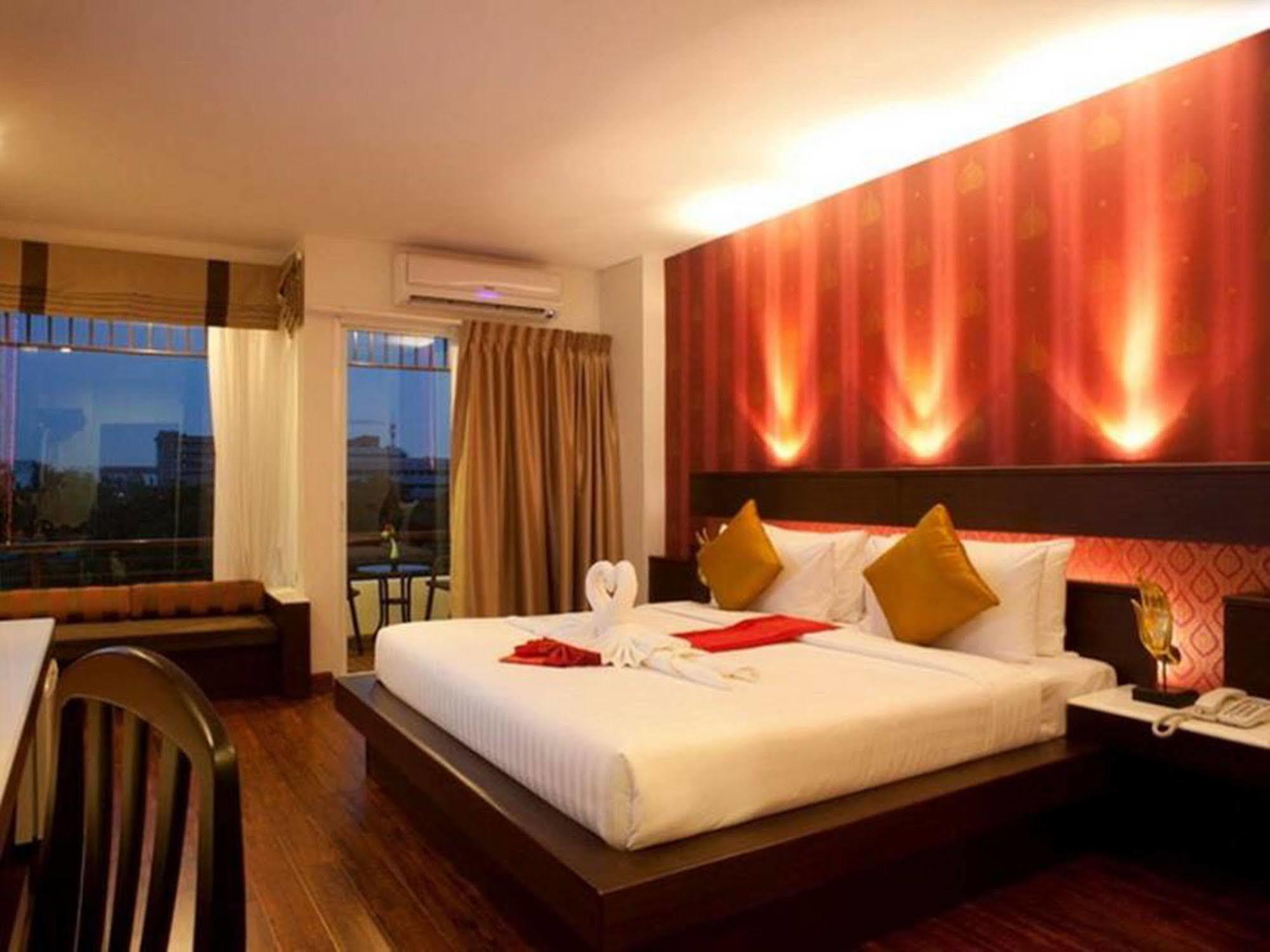 Suvarnabhumi Hotel