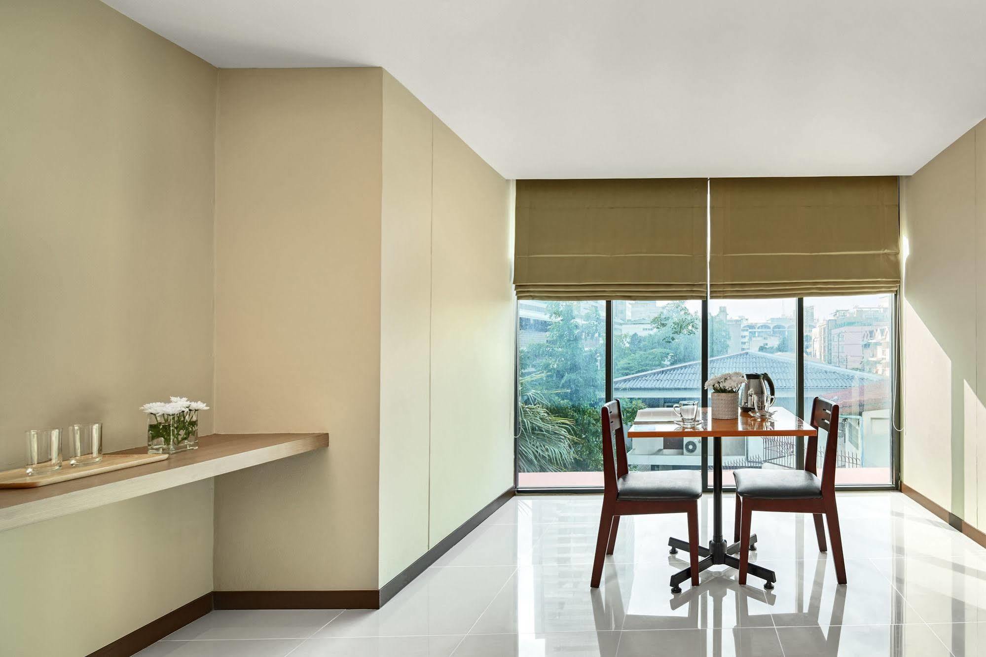 Diamond Ratchada Hotel 3*