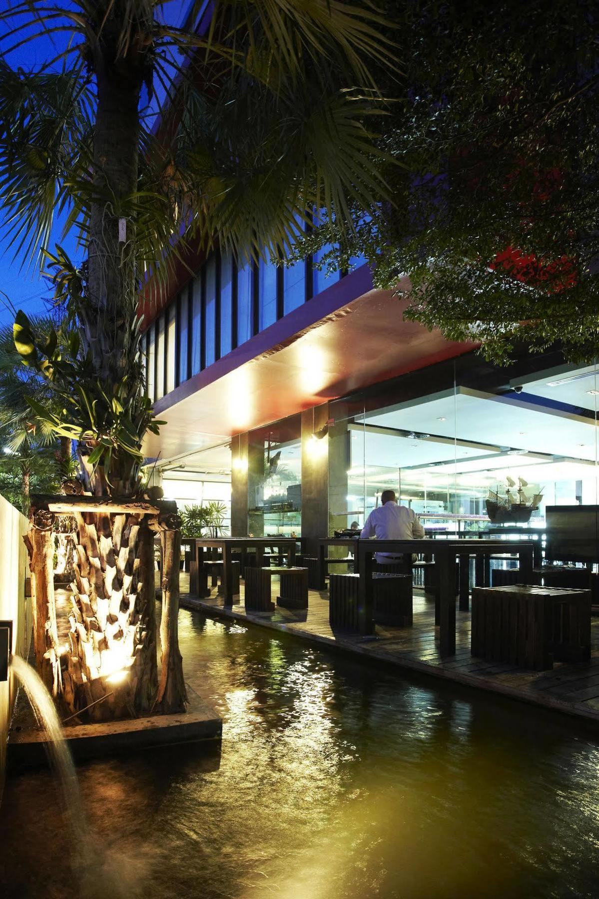Diamond Ratchada Bangkok