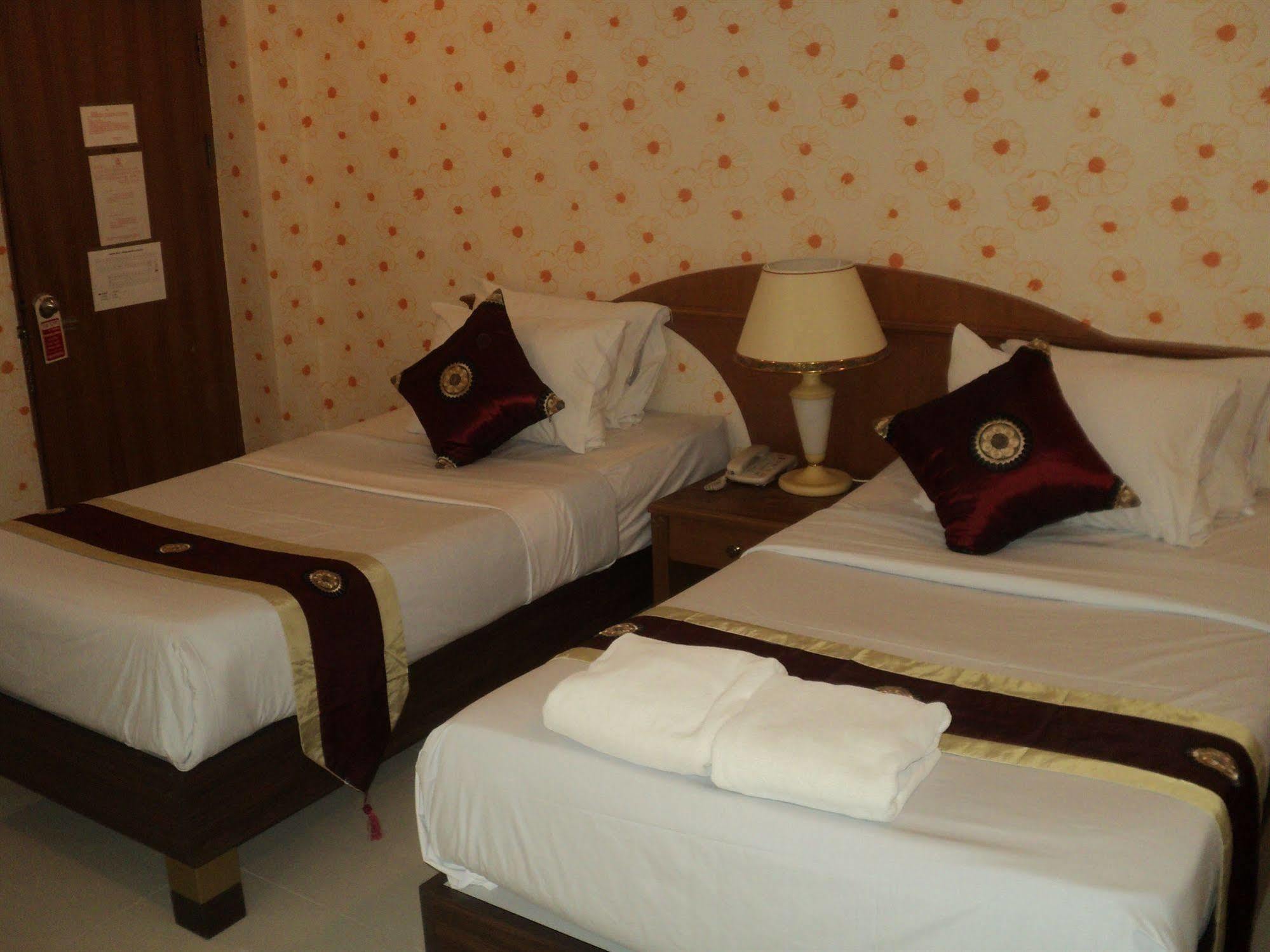 Chaleena Princess 3* Bangkok