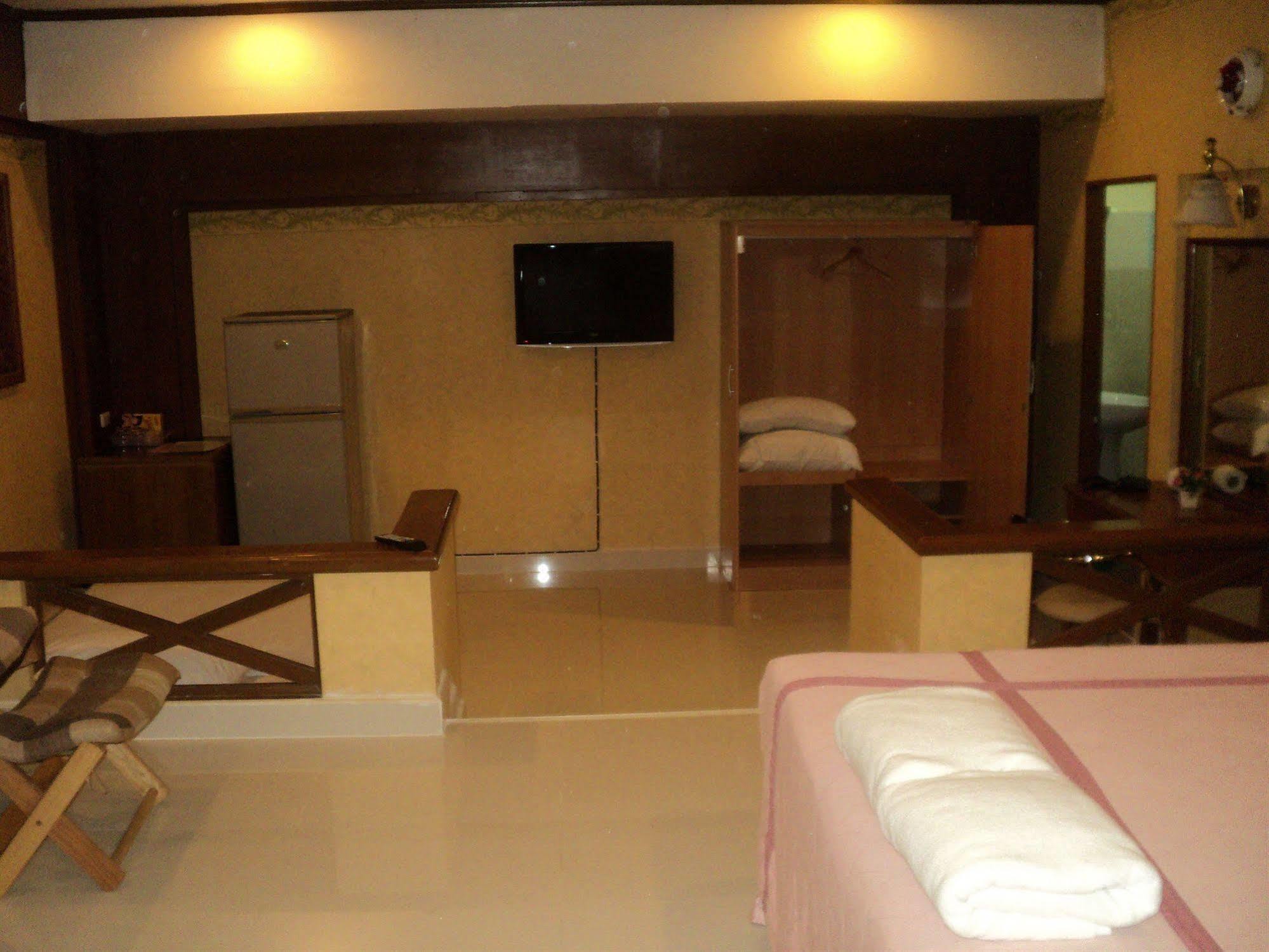 Chaleena Princess 3*