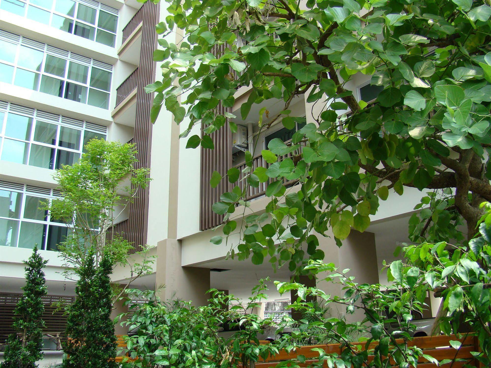 Living Aparthotel Bangkok