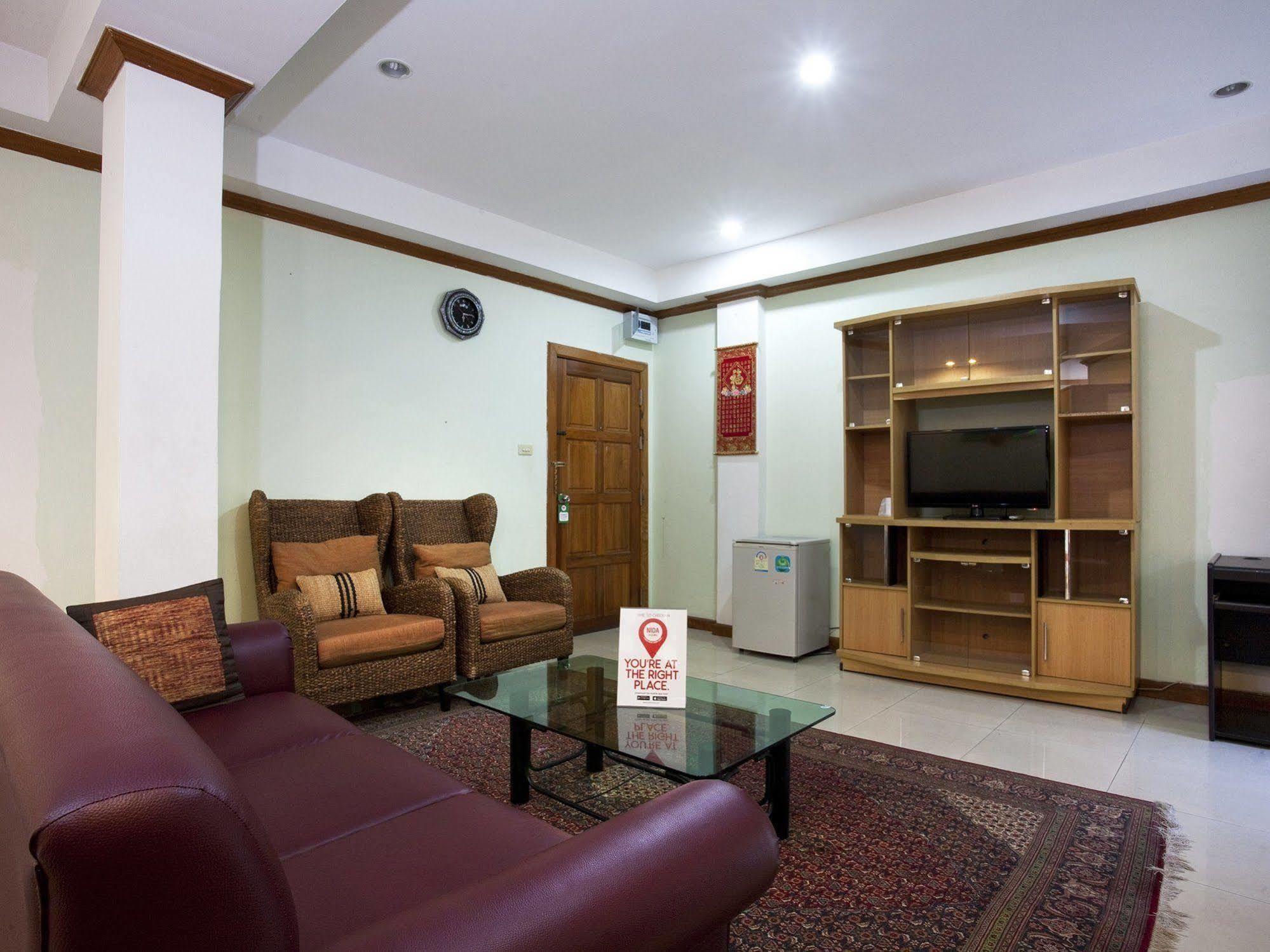 Hotel Oyo 254 Royal Pimand Bangkok