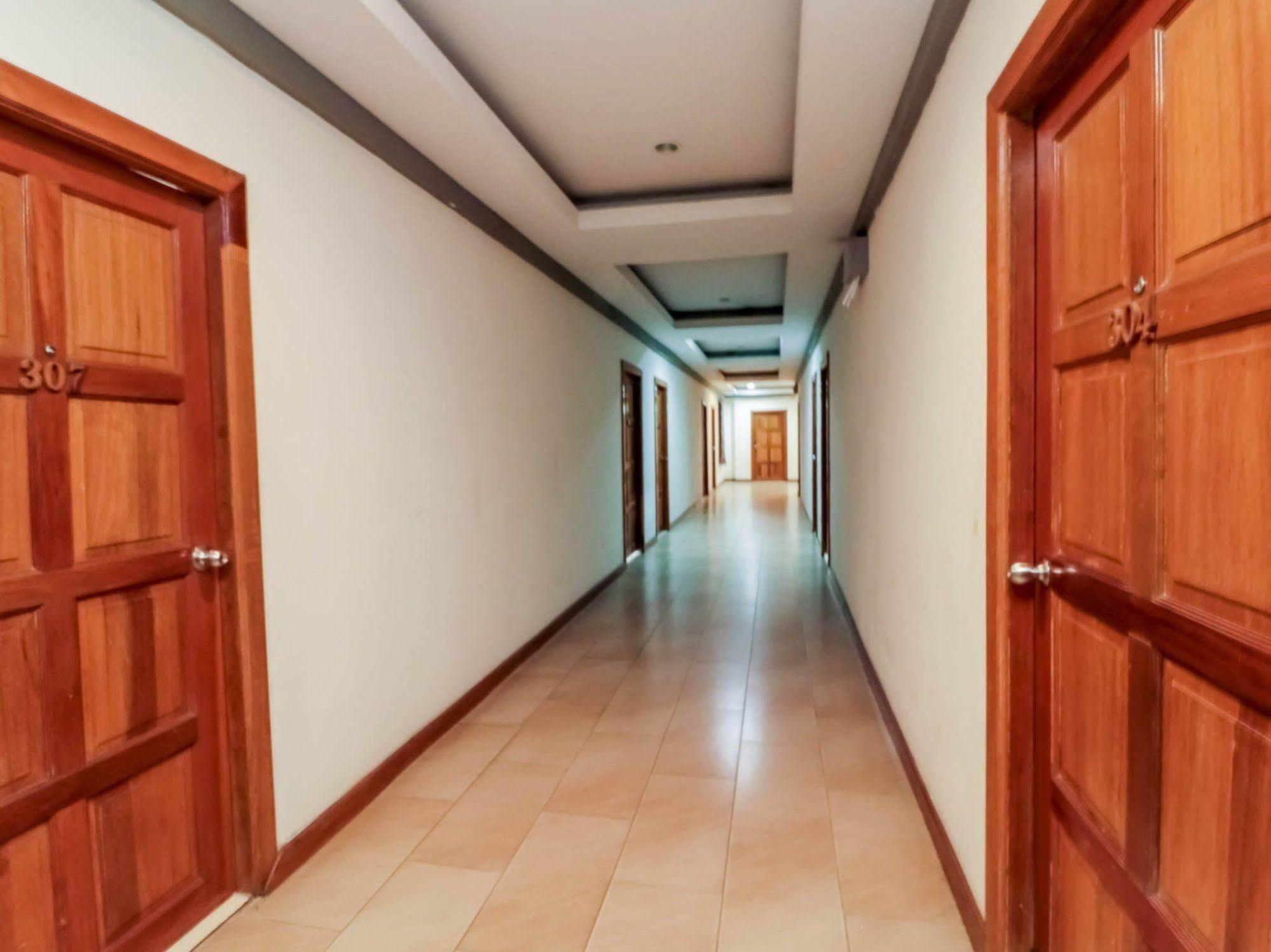 Oyo 254 Royal Pimand 3* Bangkok