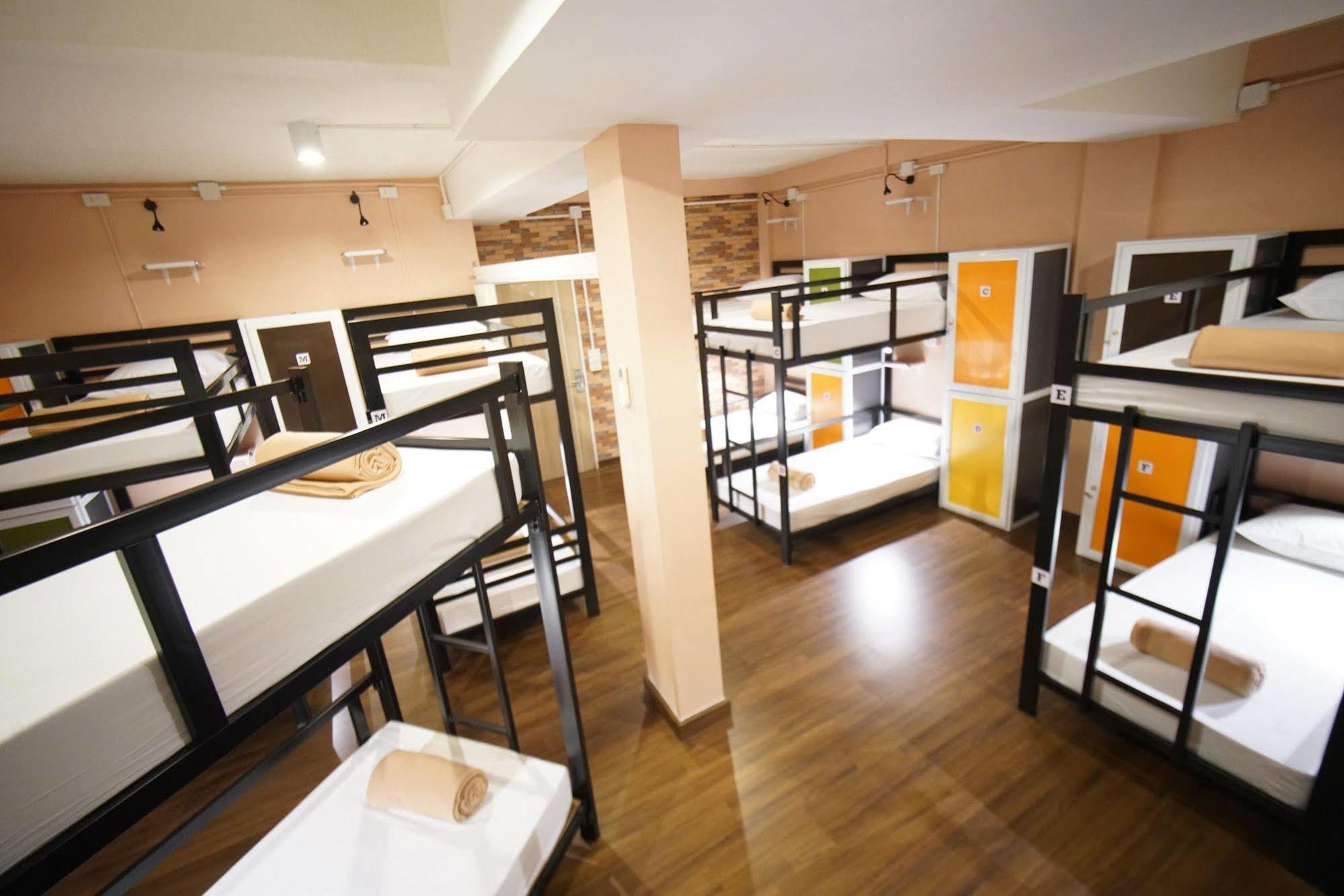 Hostel Urban