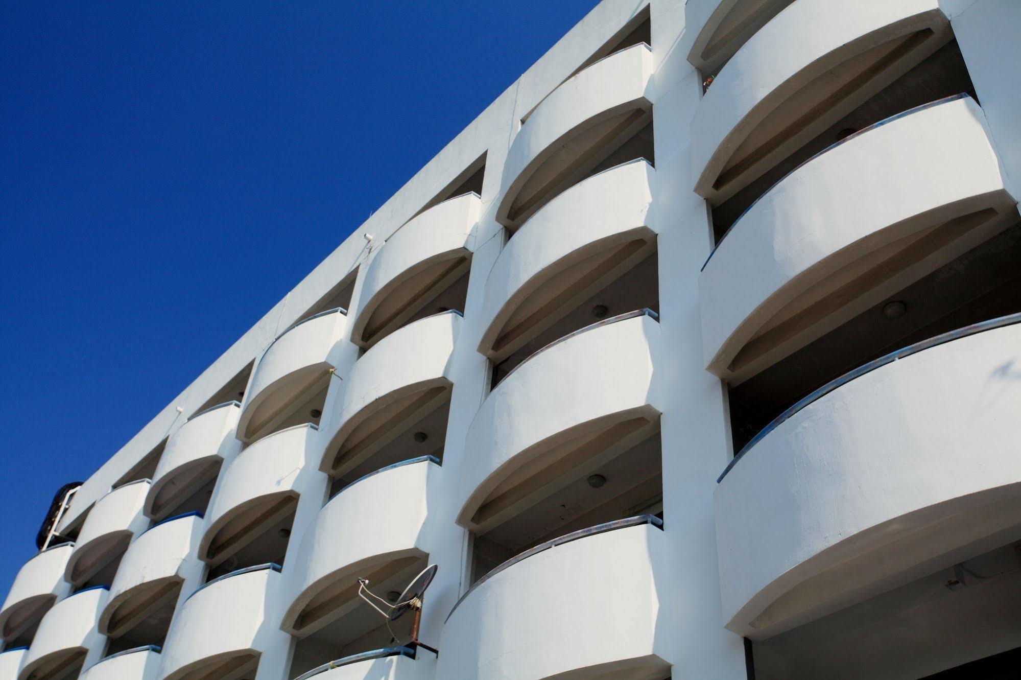 Airport Bed Hotel