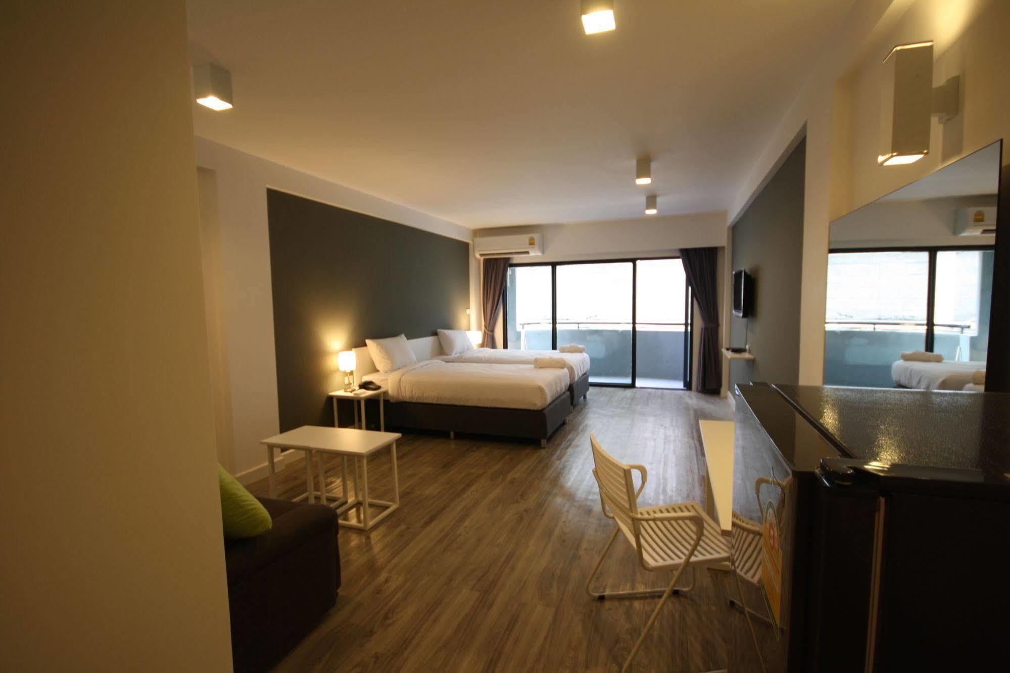 Airport Bed Hotel Bangkok