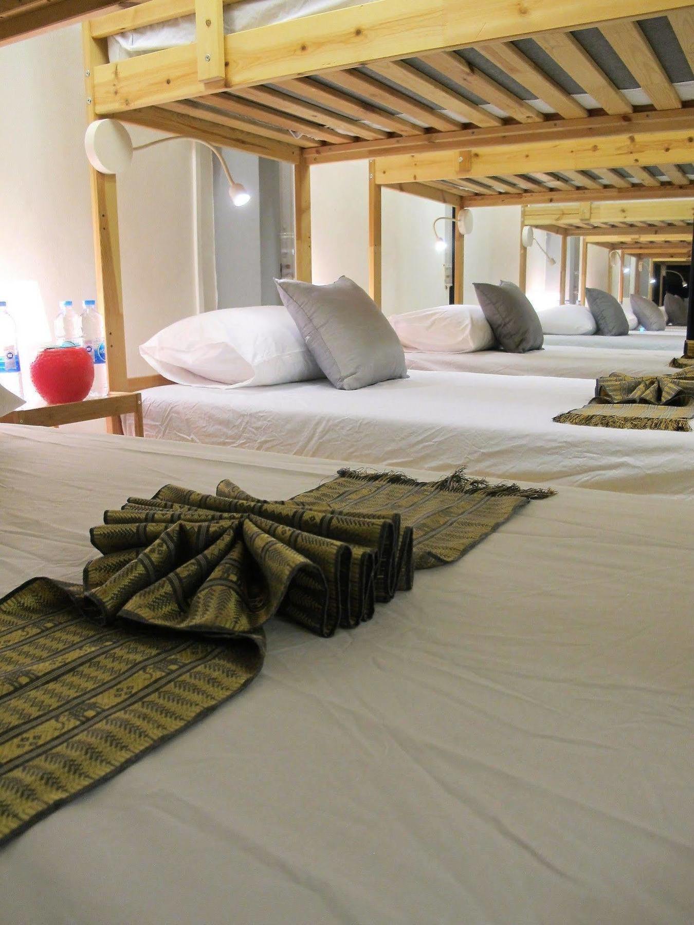 Oyo 783 Brunch Marker Cafe&hostels Hotel 2*