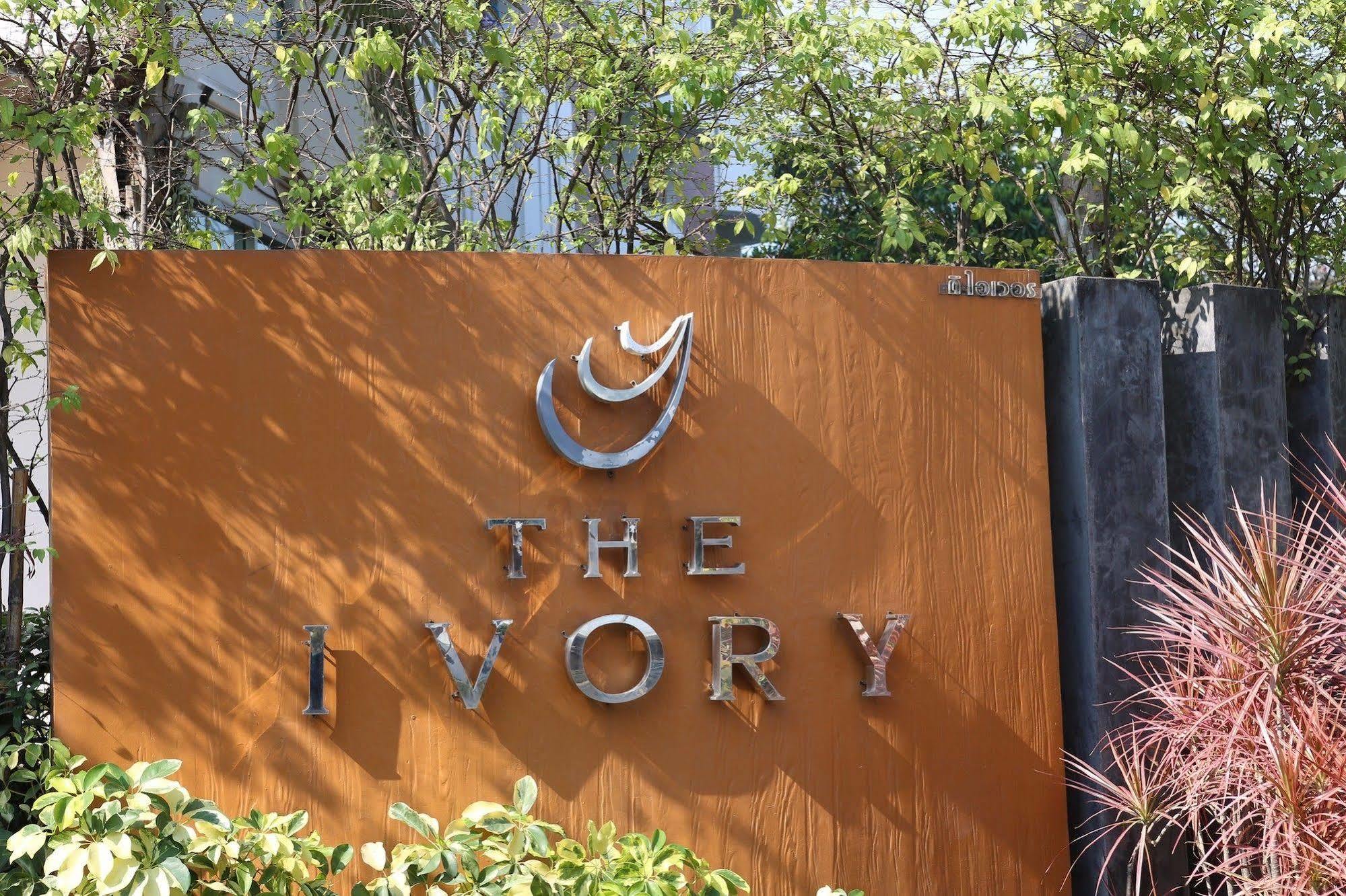 Hotel The Ivory, Suvarnabhumi Airport