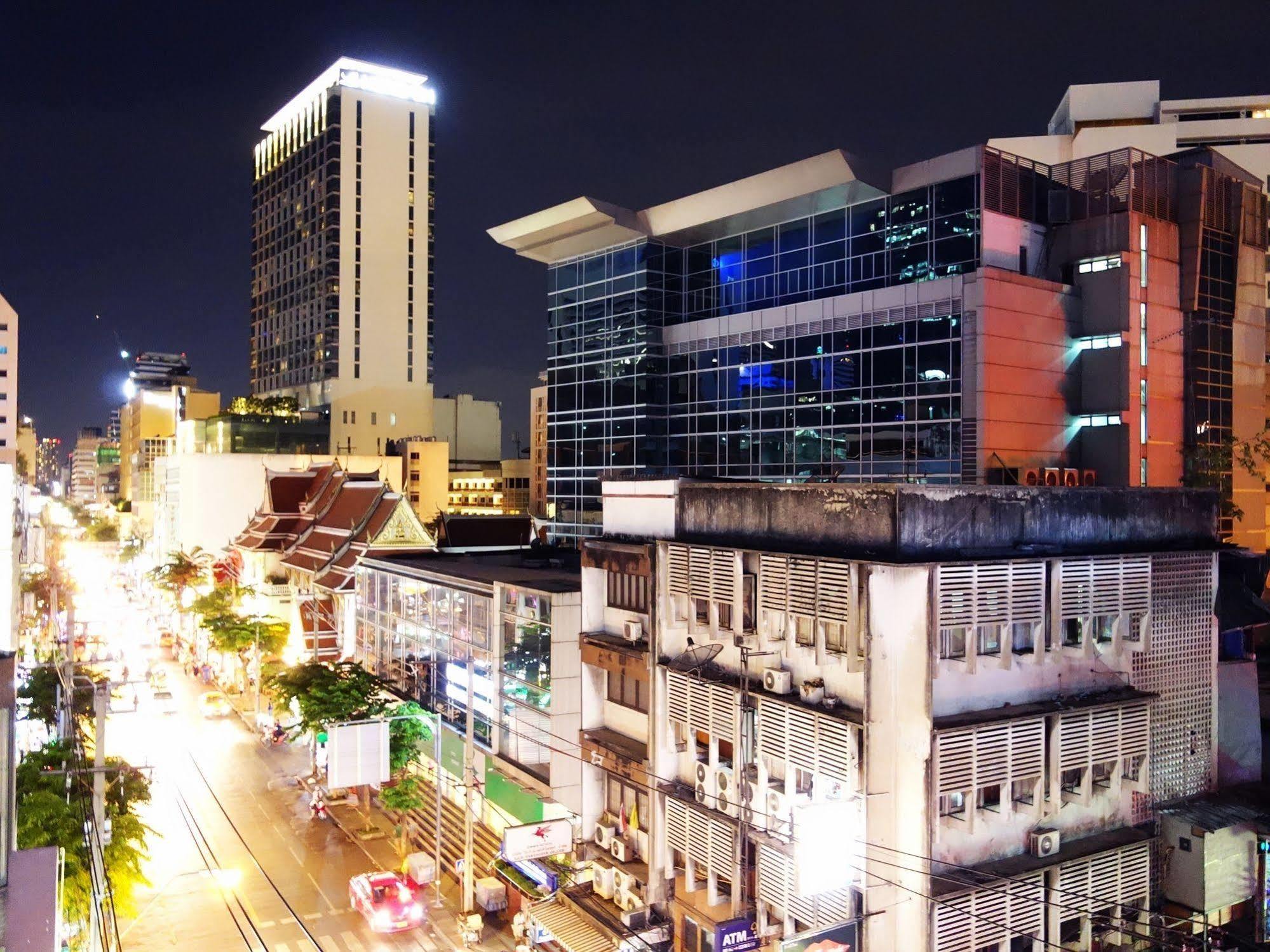 Hotel The Bavana Surawong 3*
