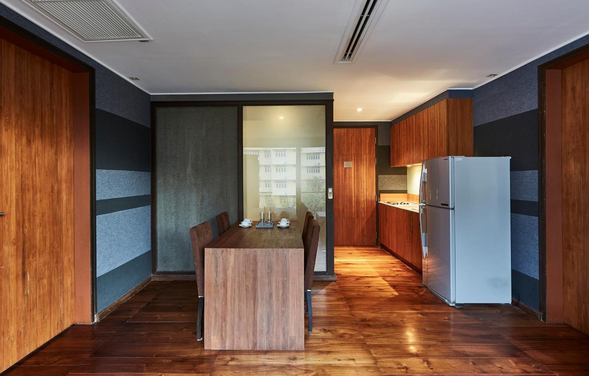 Luxx Langsuan Bangkok