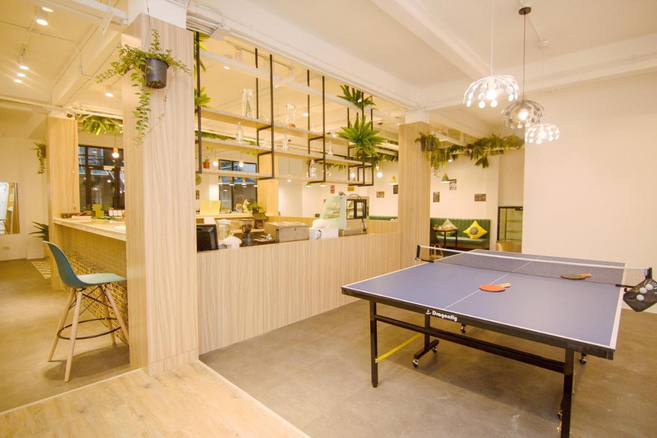 Folk Poshtel Asok Asrama *
