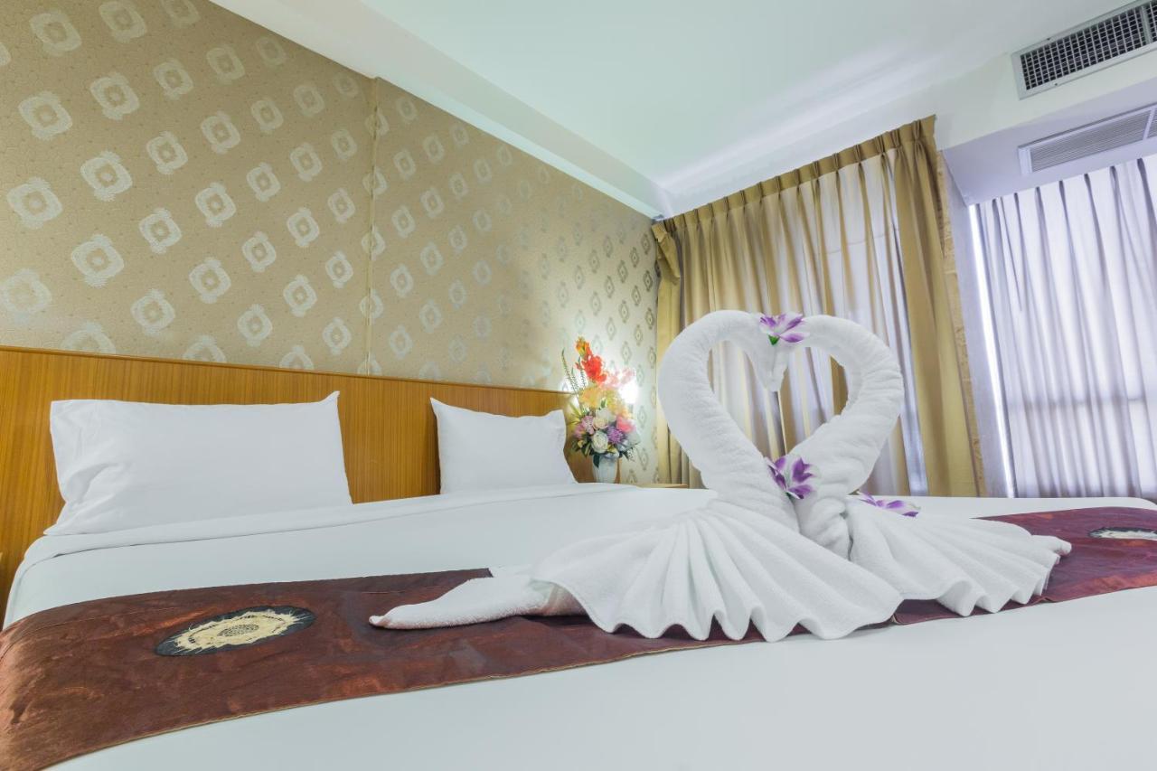 Hotel Three Seasons