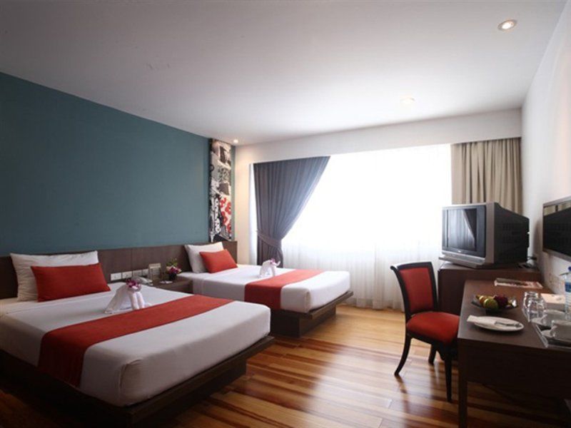 Narai Hotel 4*