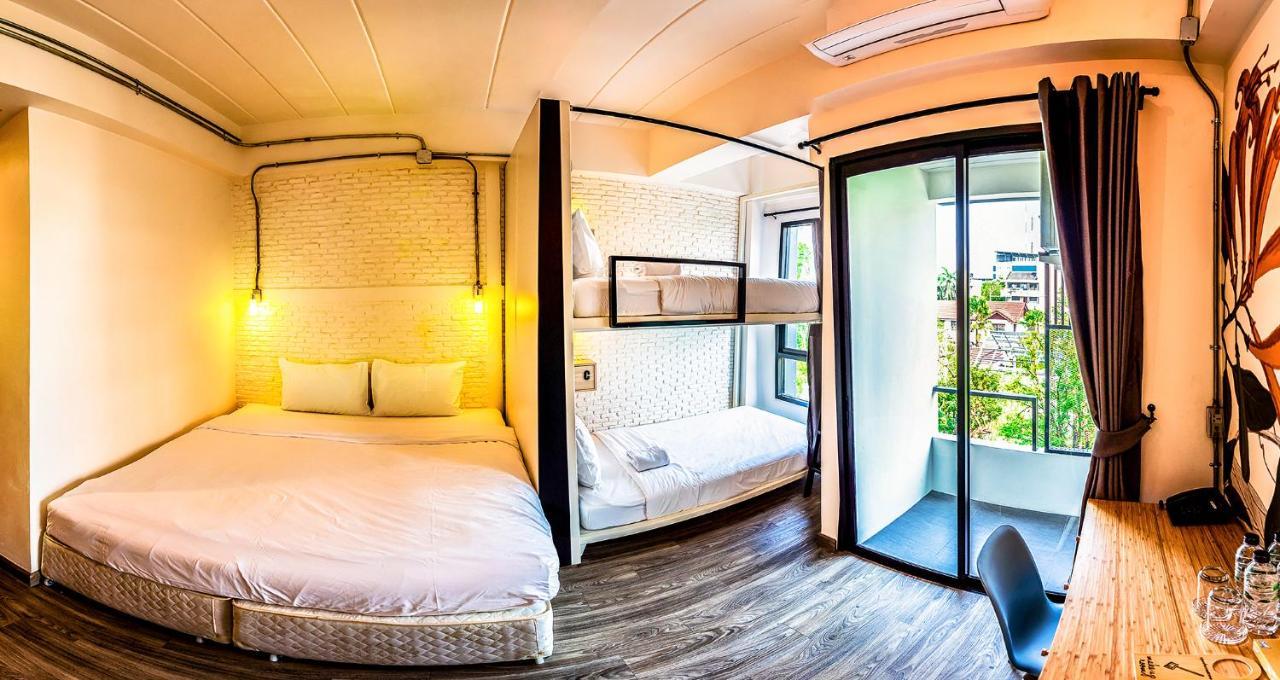Oasis Hotel 3*