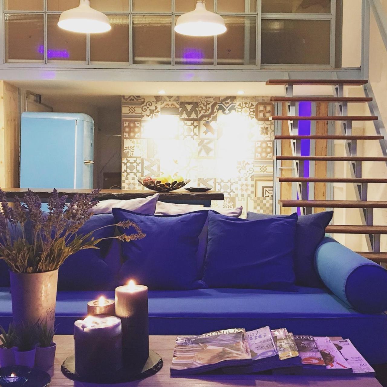 Blu Ari Stylish Gay Poshtel *
