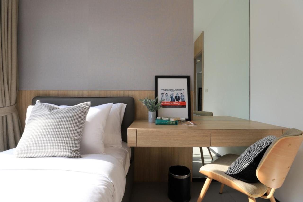 Alix Hotel