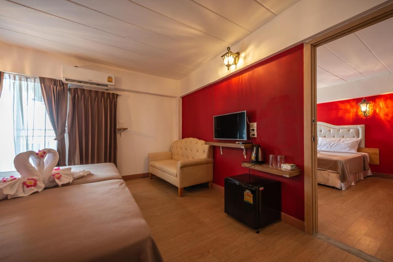 Hotel cinta Infinite