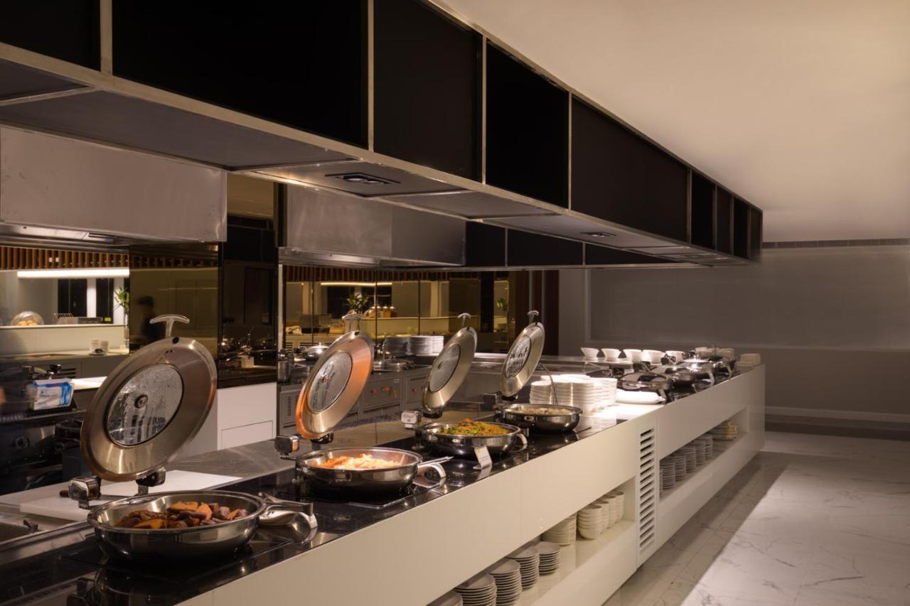 Hotel S Ram Leisure Sha Bangkok