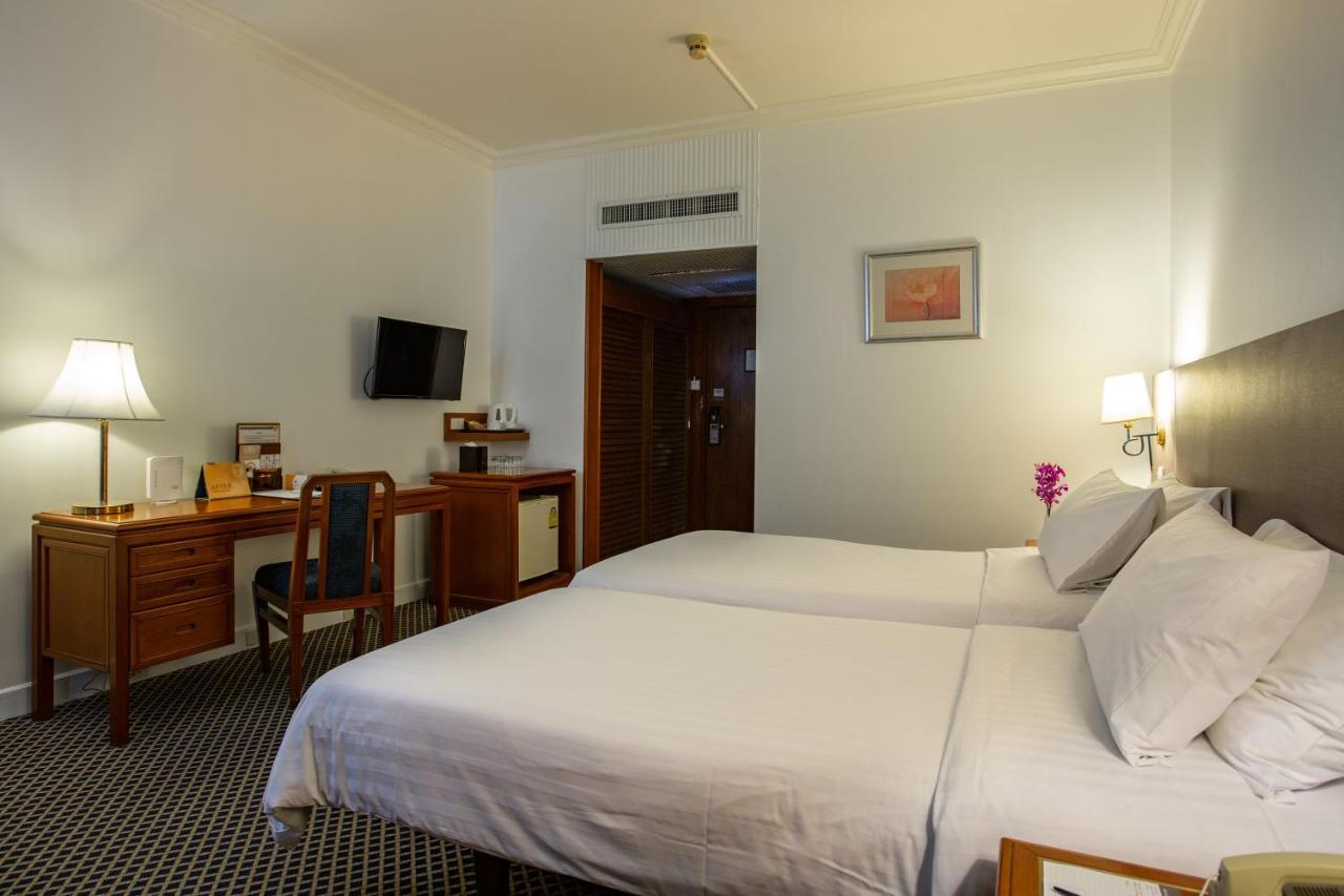 Hotel The Tawana 4*