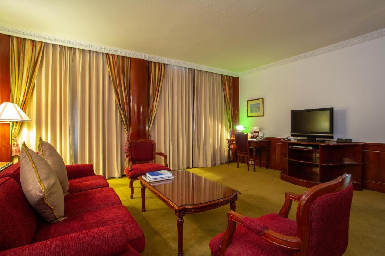 Hotel The Tawana Banguecoque