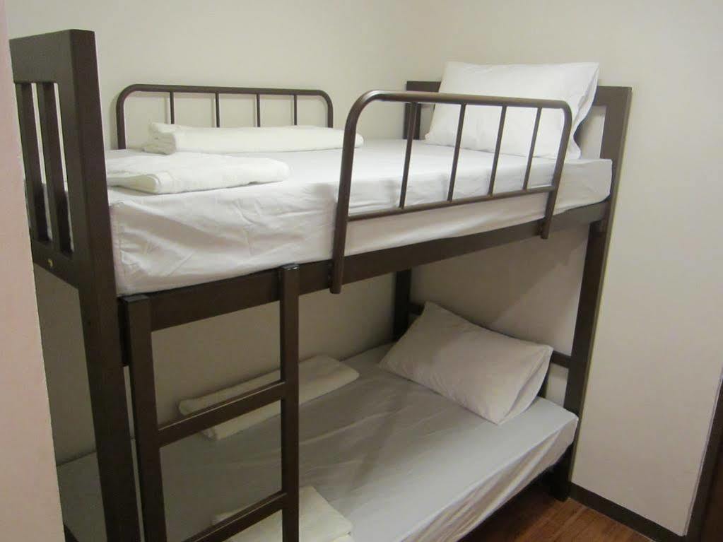 Stay Hostel Asrama *