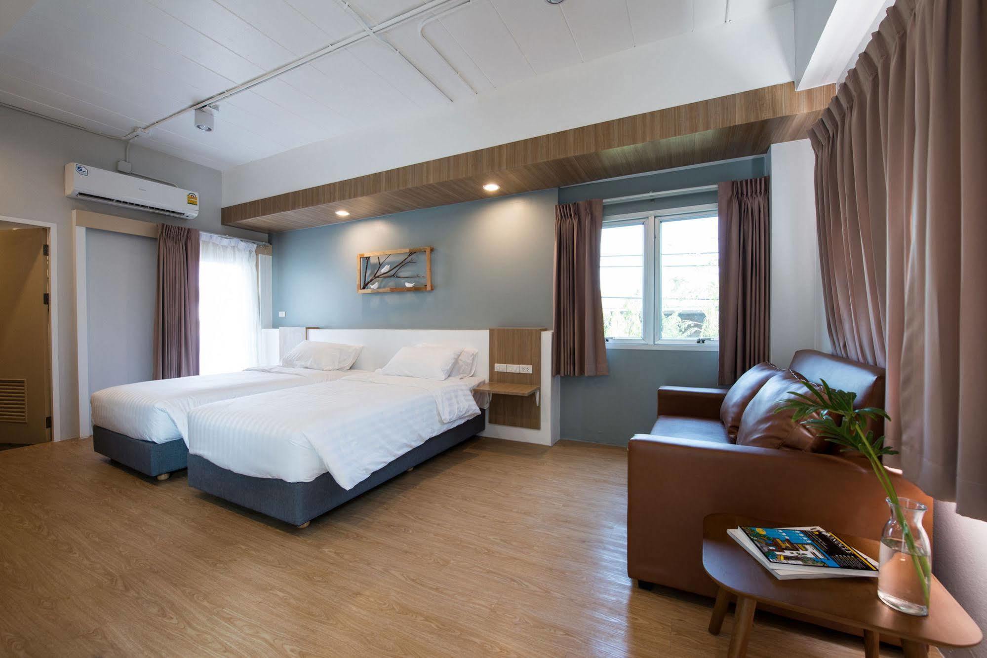 Shade House - Bitec Bangna Hotel