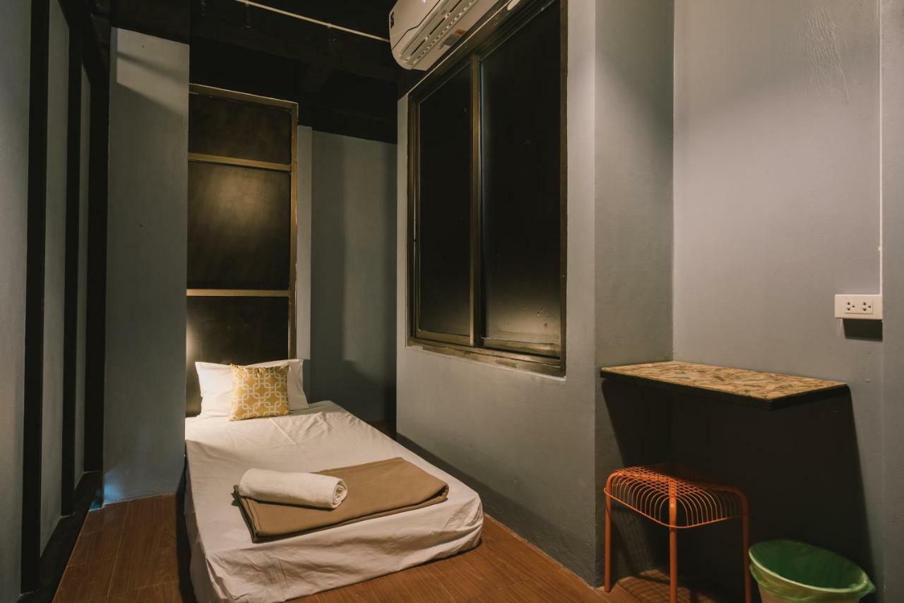 Albergue Guyasuka X Suthisarn *