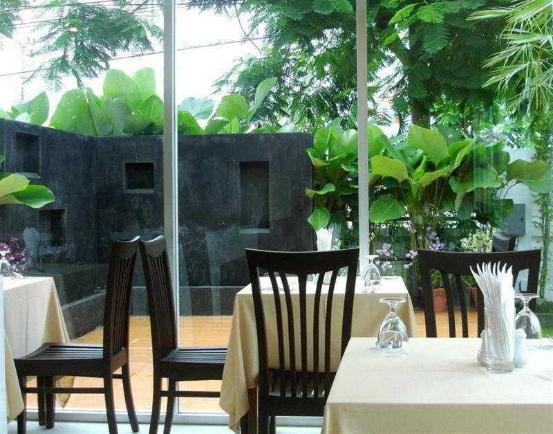 The Ivory, Suvarnabhumi Airport Hotel