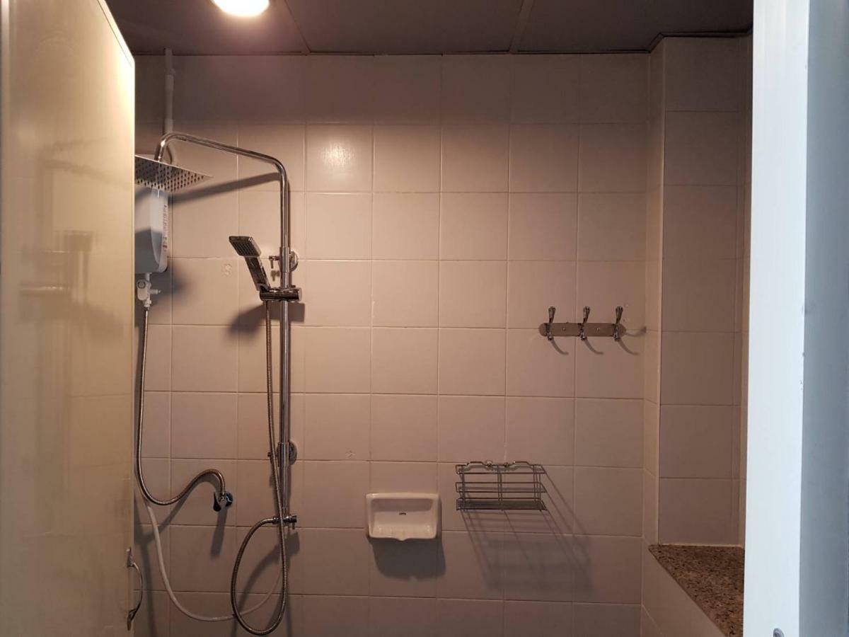 Hotel Sleepcatshostel 2*