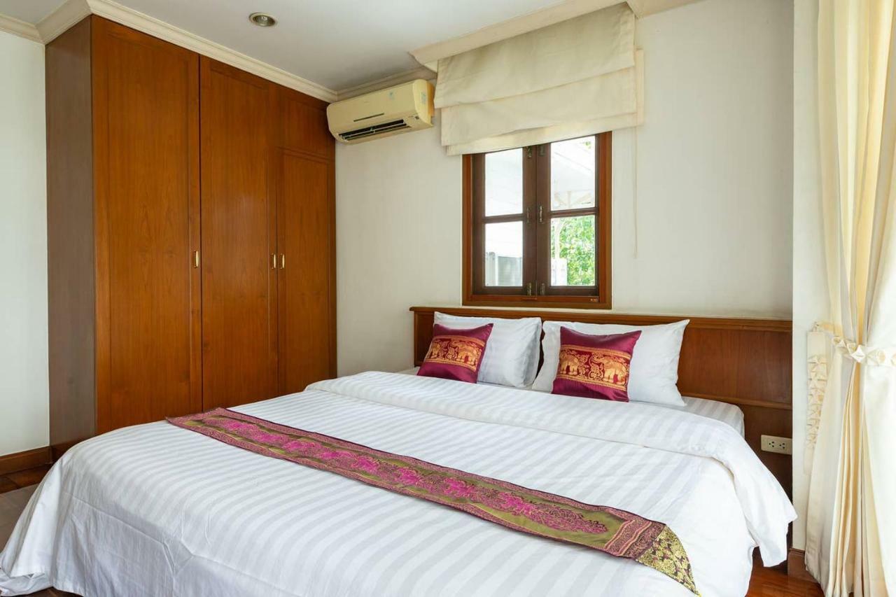 Apartment Royal River Park 102/11