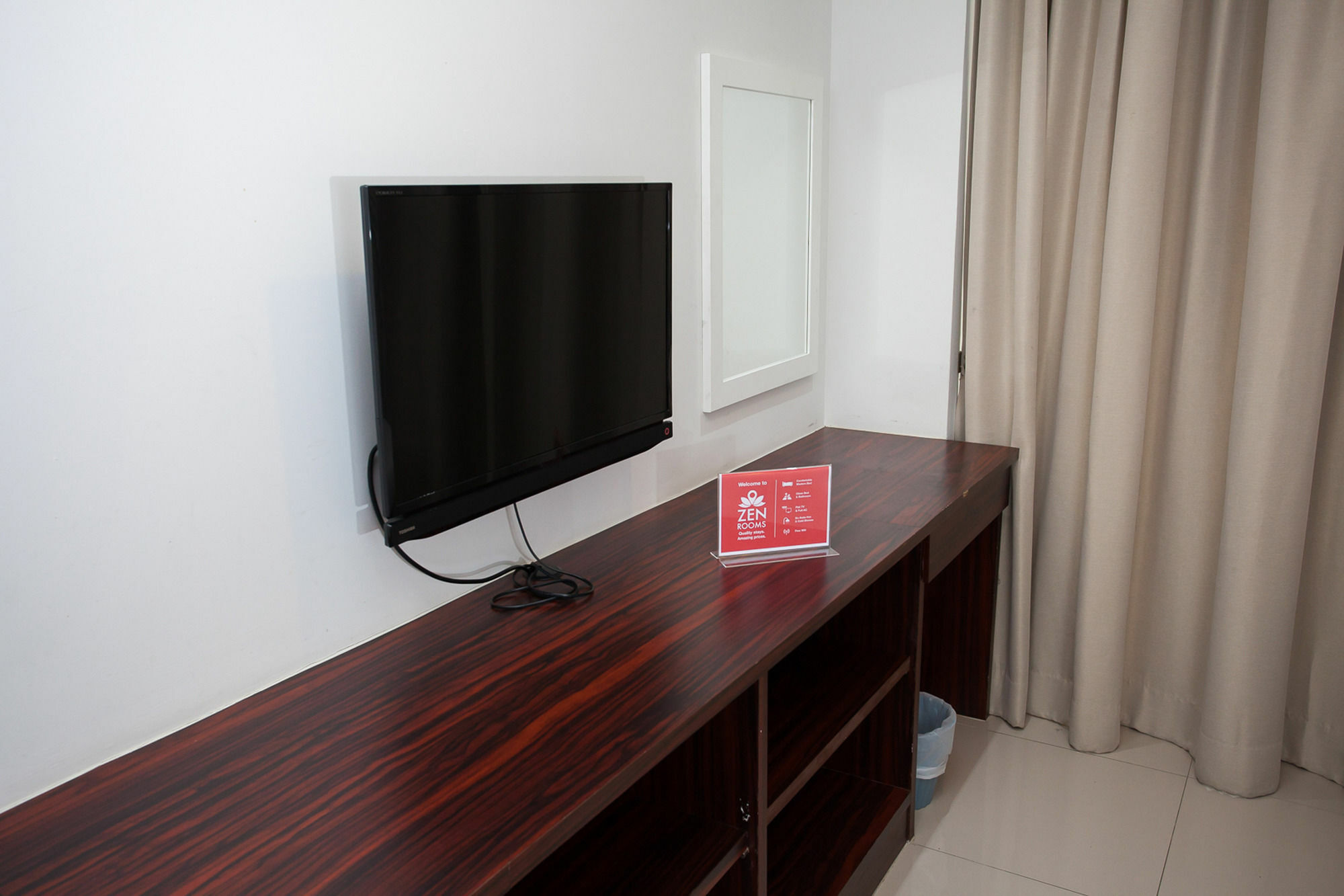 Zen Silom Soi 17 2*