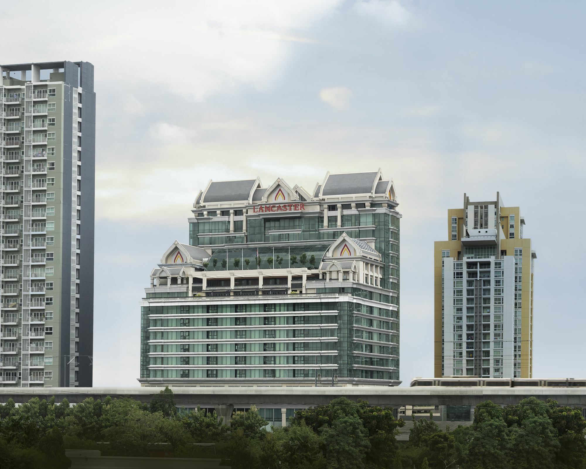Lancaster 5* Bangkok