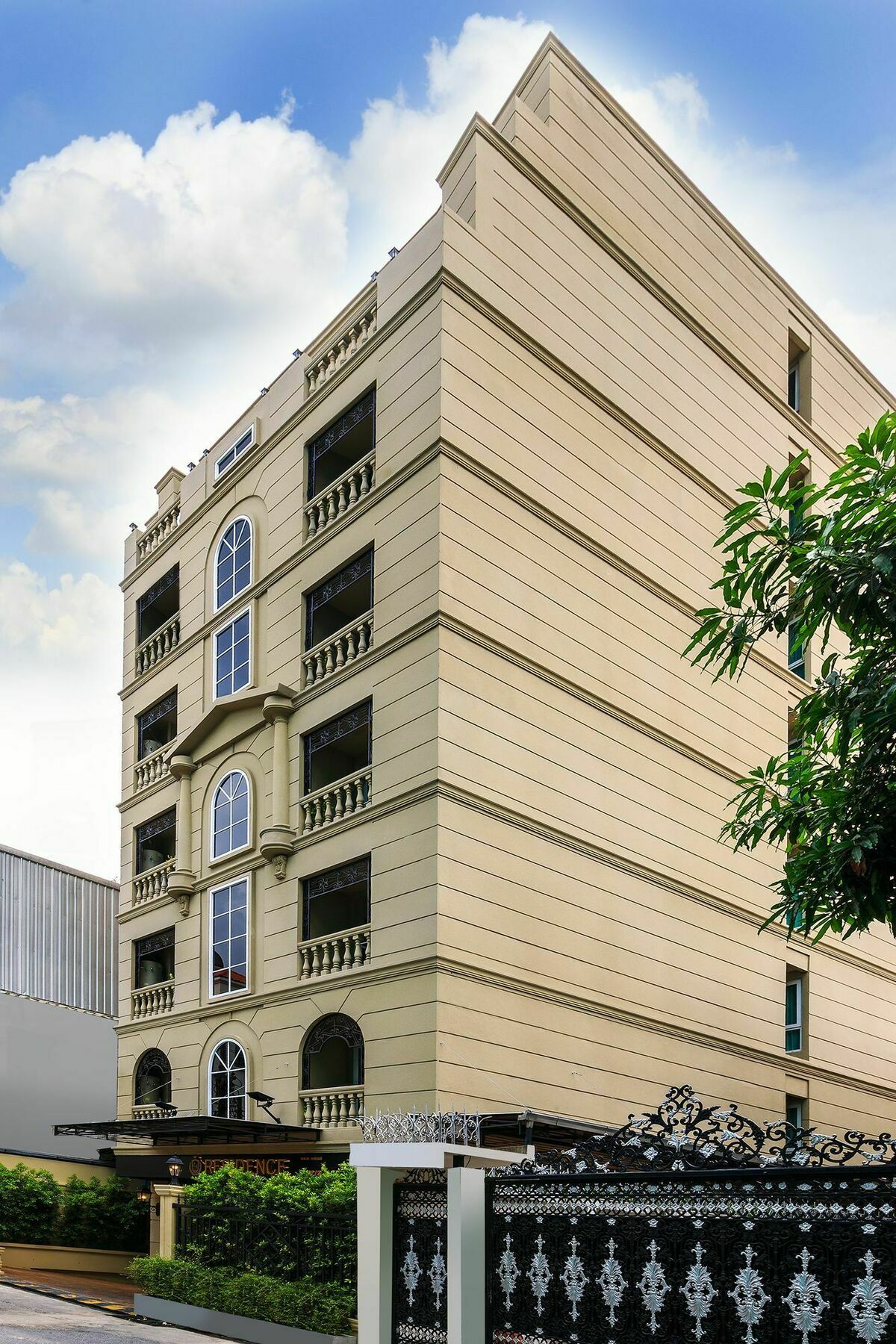 The La49 Hotel