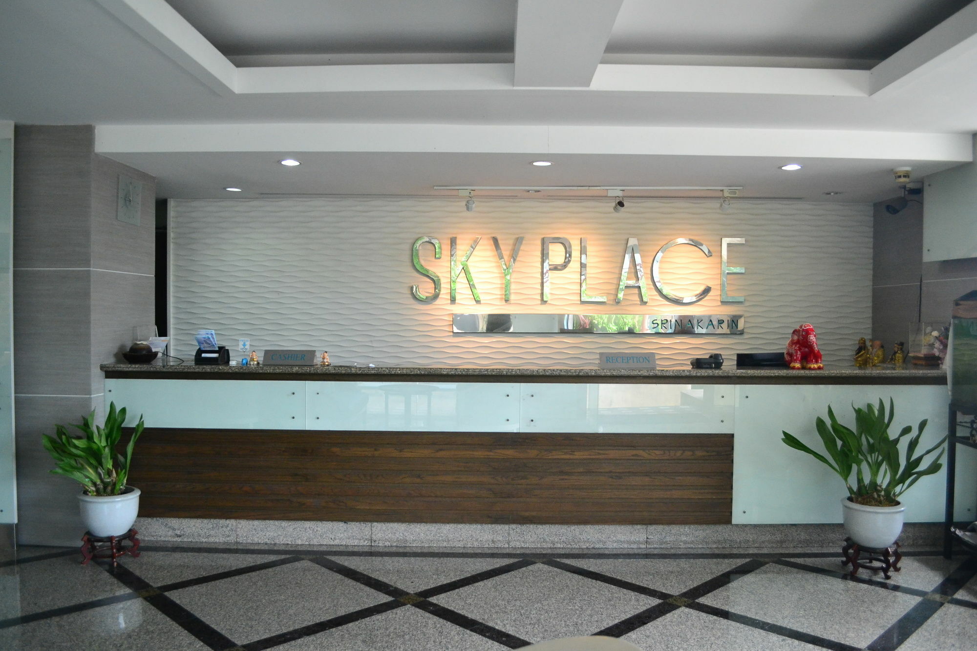Sky Place Srinakarin
