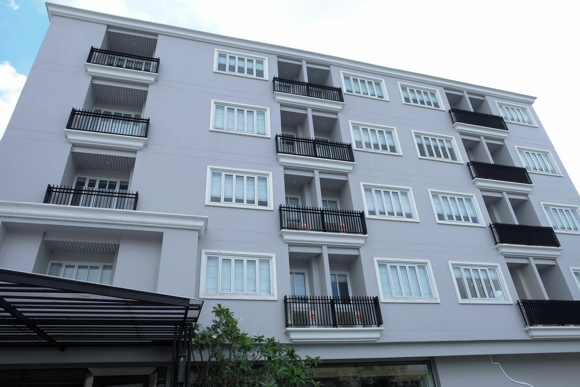 Methavalai Hotel