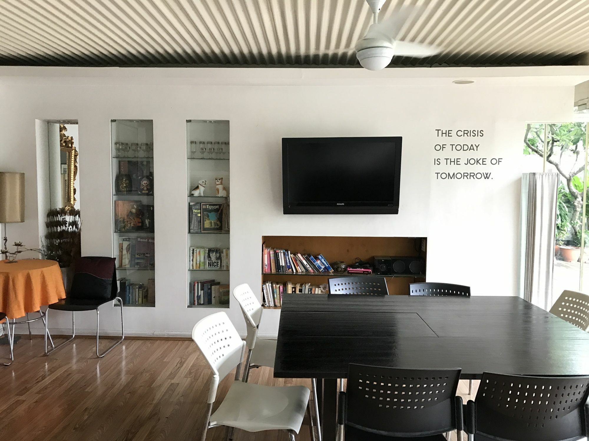 The Studio At Sathorn Terrace Apartment *