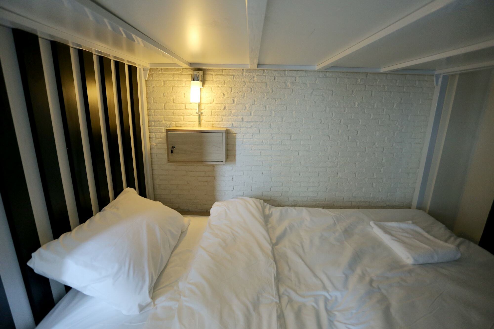 Oasis Hotel 3*