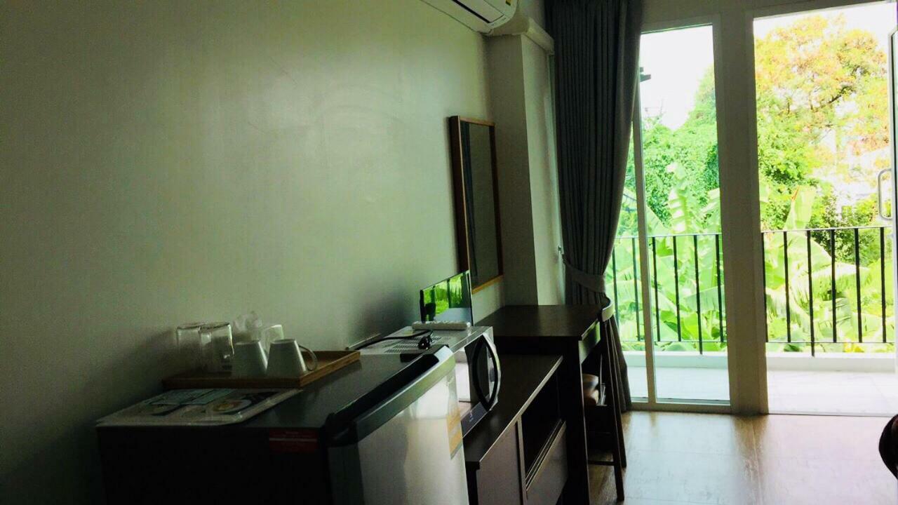 Teak Apartment Bangkok