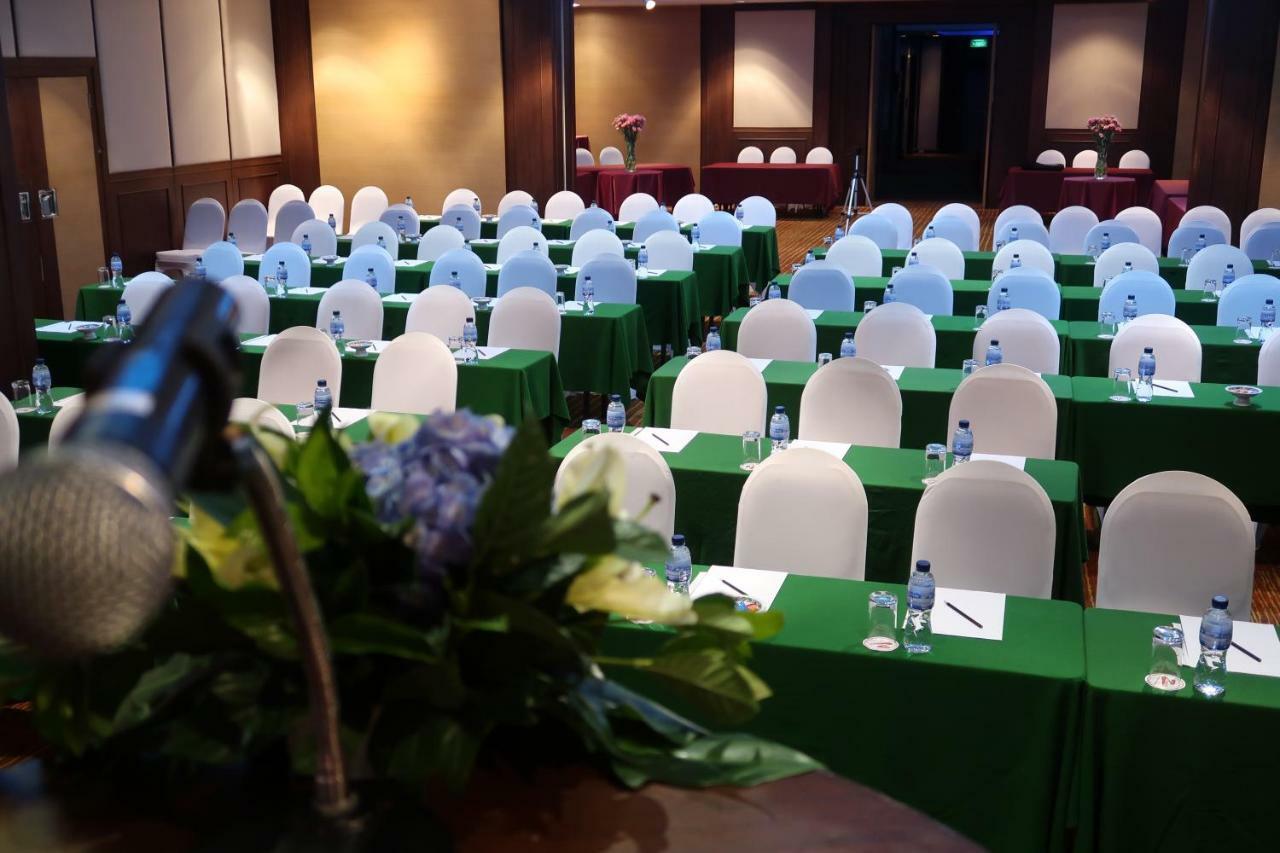 Zenith Sukhumvit 4*