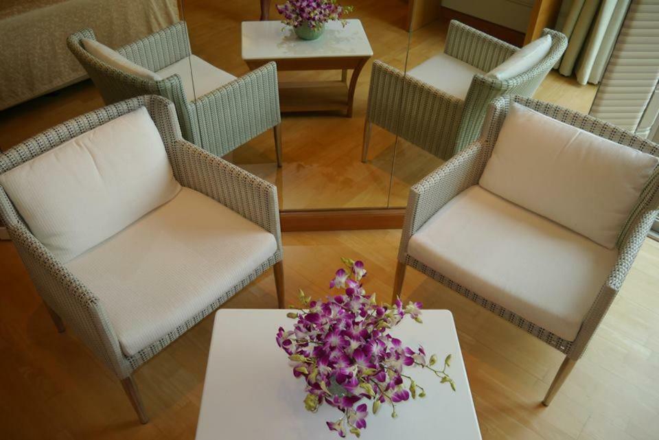 Riverside Apartment Bangkok