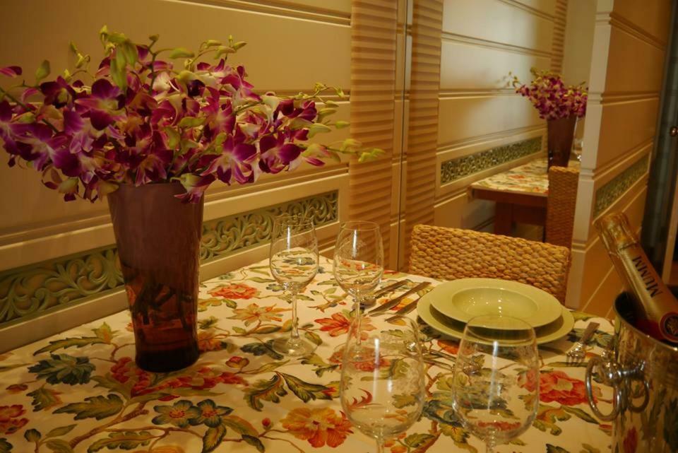 Riverside Apartment *